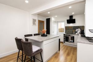 Kitchen- click for photo gallery